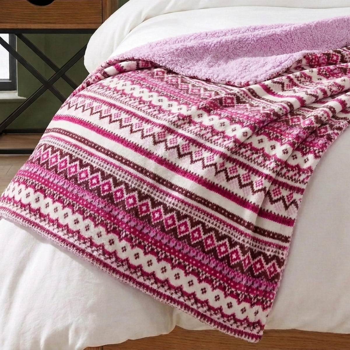 Nordic Plaid Green Sherpa Throw Blanket for Bed and Couch